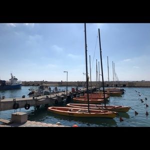 Meet your Posher, Joanie